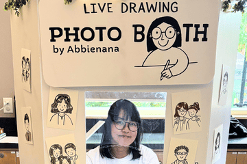 Live drawing photo booth by Abbienana