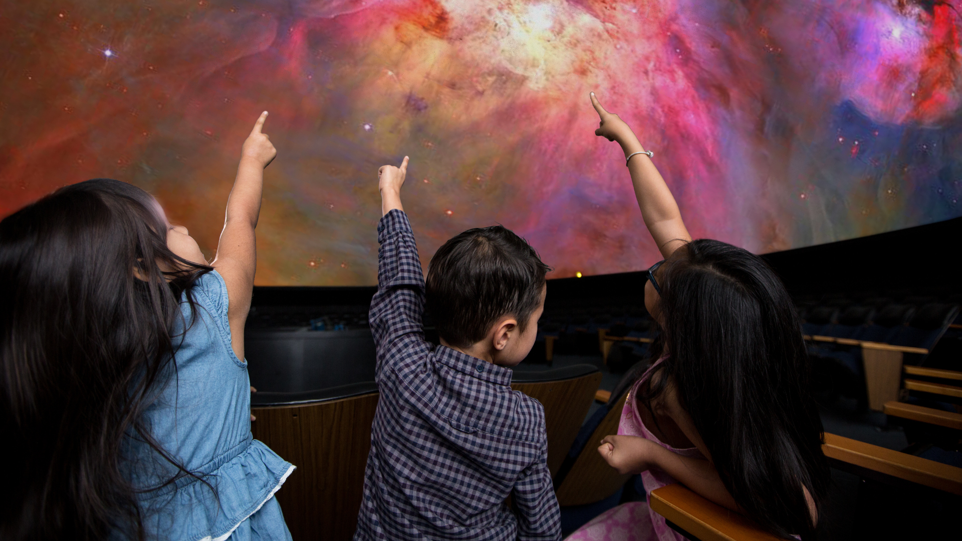 Planetarium show for kids - H.R.MacMillan Space Centre Planetarium show for kids - H.R.MacMillan Space Centre